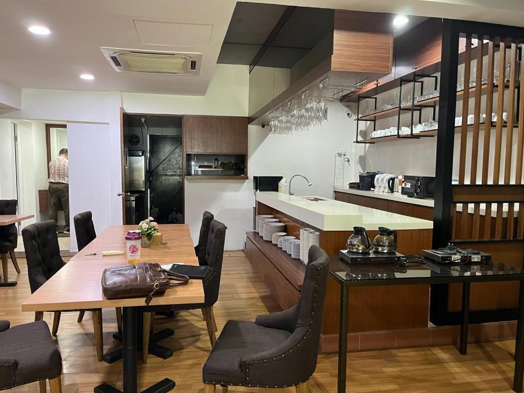 One Enigma Hotel — Photos 1